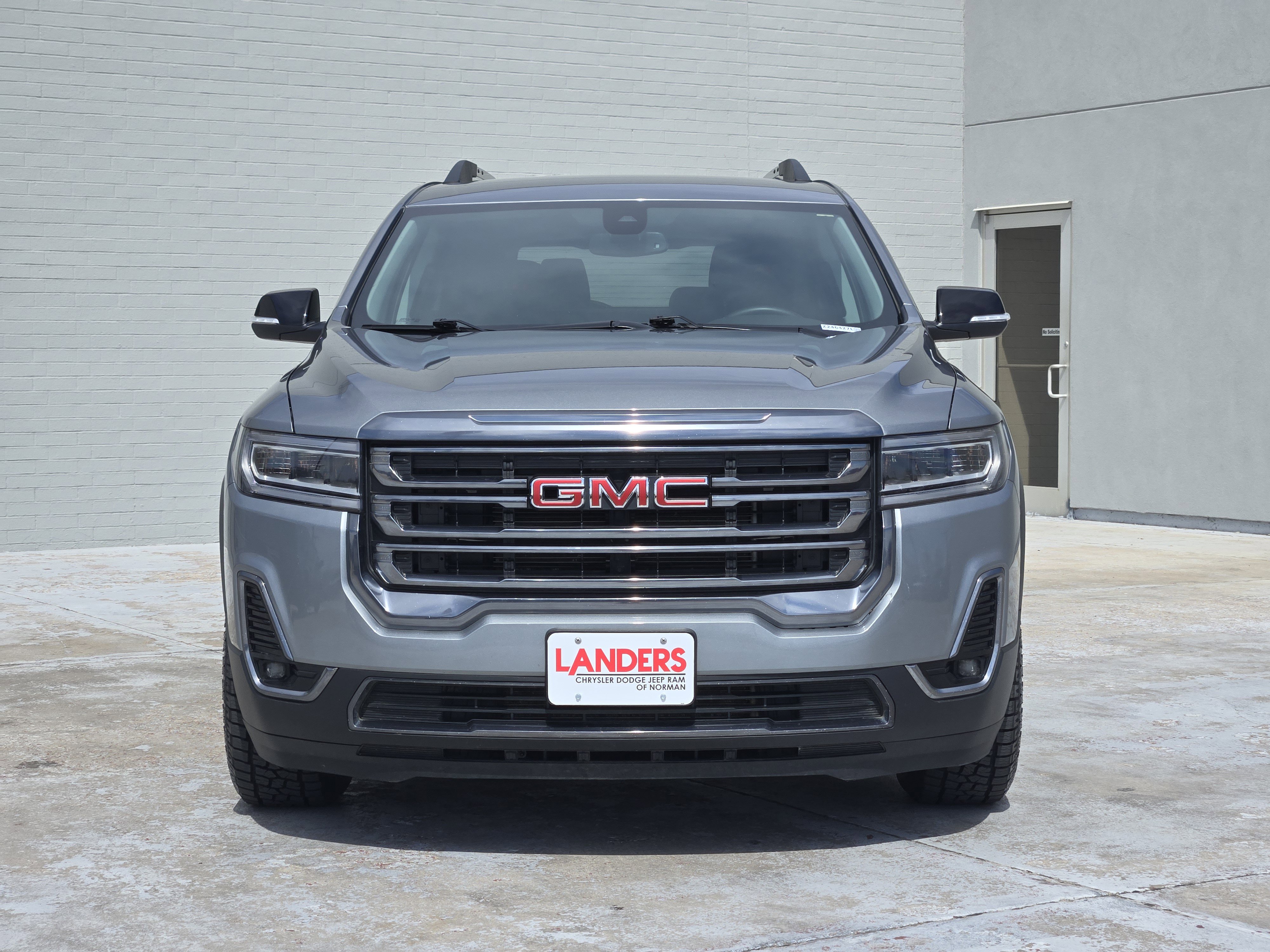 Used 2023 GMC Acadia AT4 w/ Preferred Package image 3