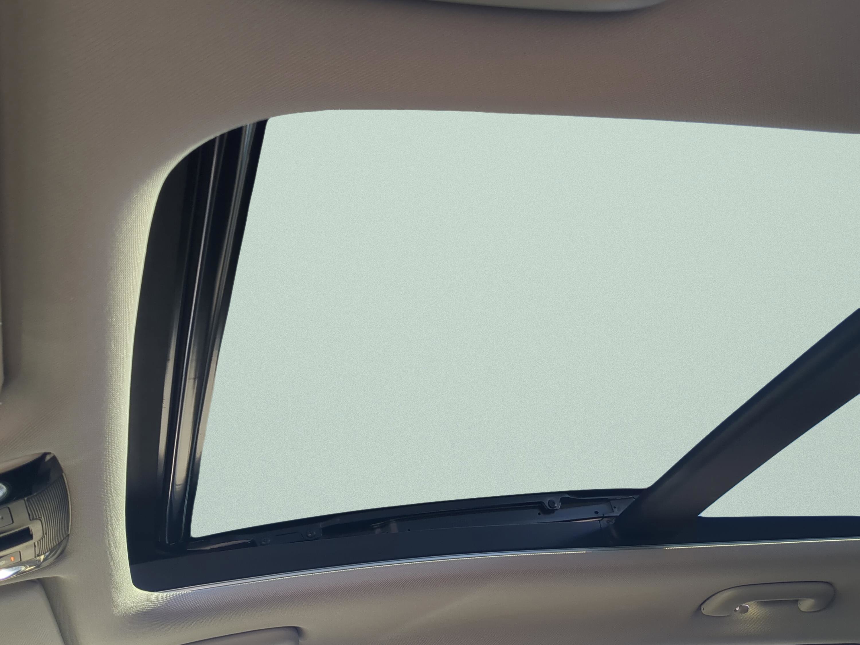 Certified 2023 Kia Sorento SX image 18