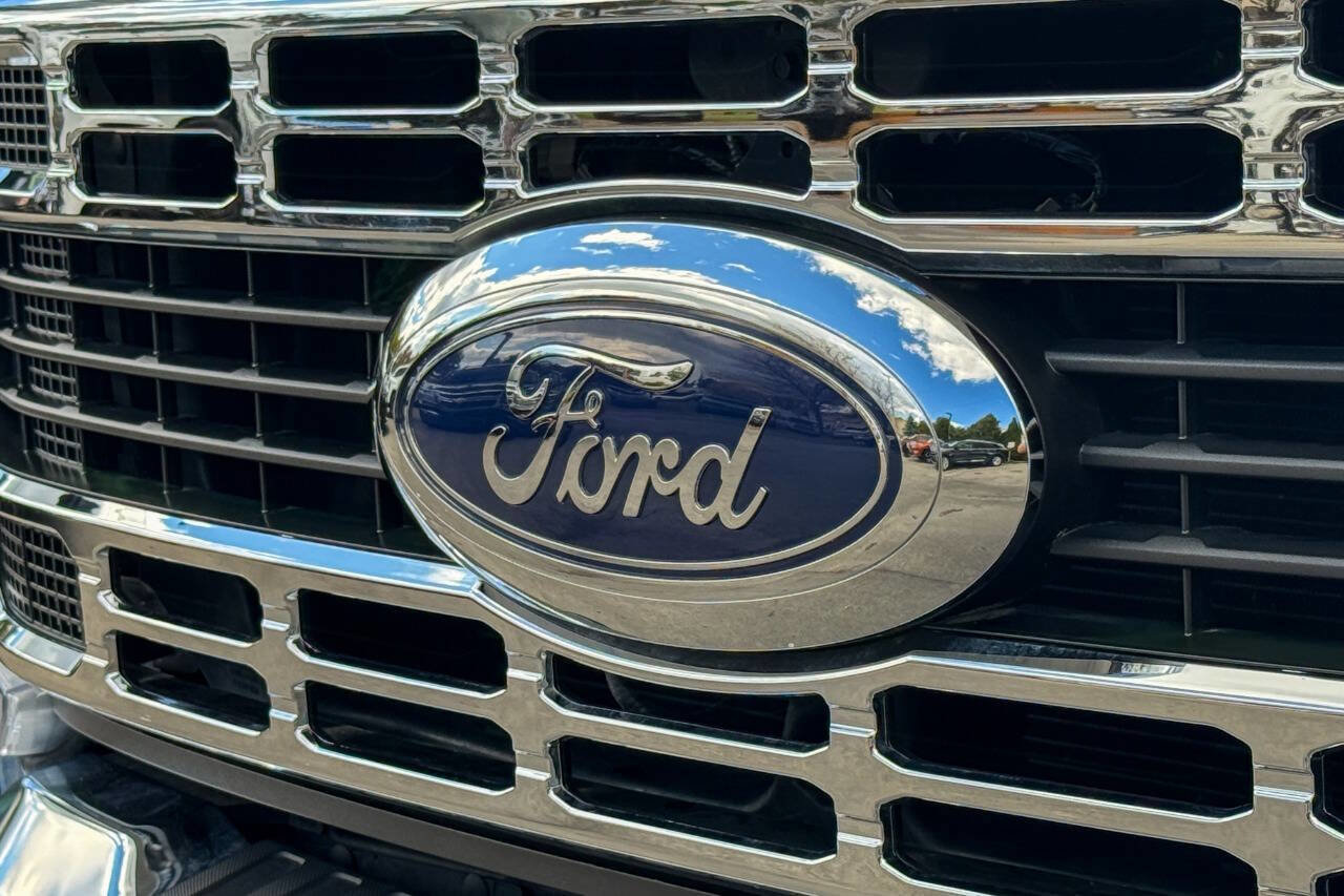 Used 2024 Ford F350 XLT w/ FX4 Off-Road Package image 8