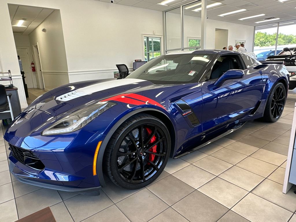 Used 2017 Chevrolet Corvette Grand Sport w/ Z07 Performance Package RWD image 2