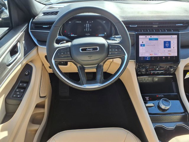 New 2025 Jeep Grand Cherokee Limited w/ MOPAR Finishing Package image 3