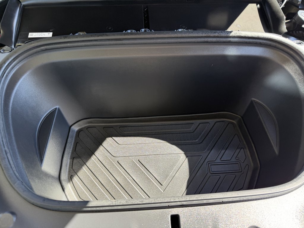 Used 2023 Tesla Model Y Long Range image 44