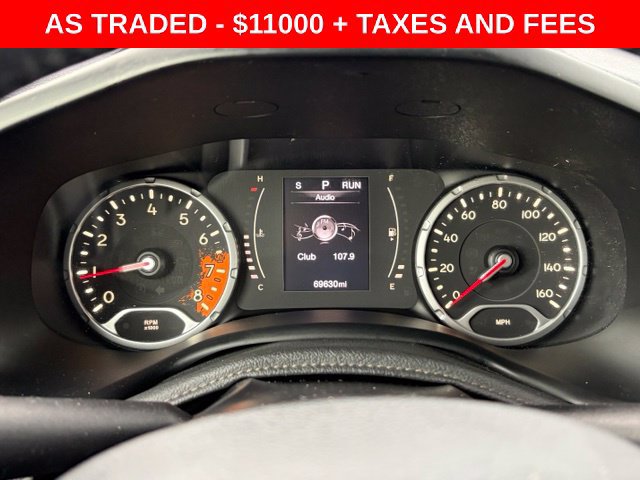 Used 2016 Jeep Renegade Latitude w/ Cold Weather Group AWD/4WD image 18