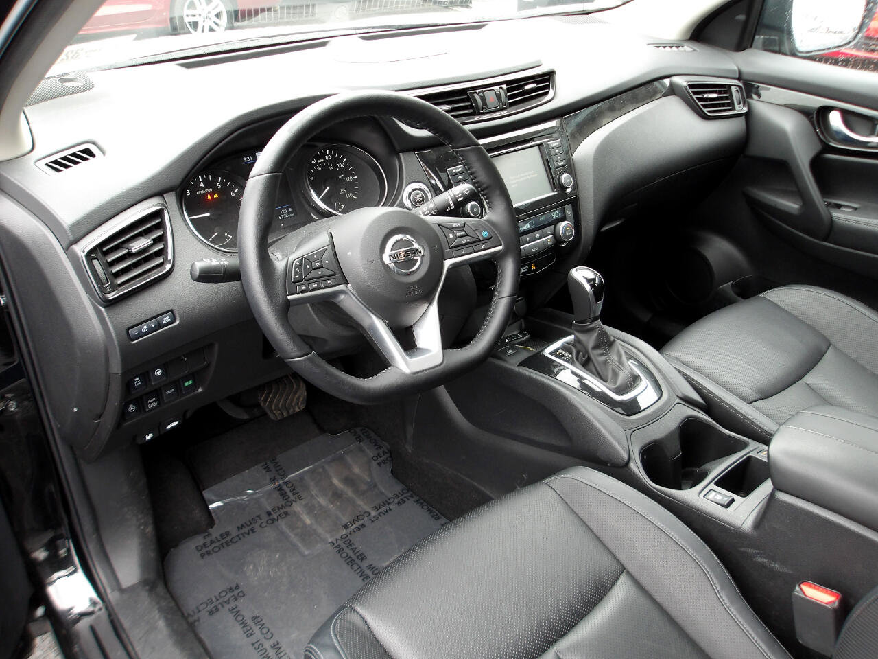 Used 2022 Nissan Rogue Sport SL w/ Premium Package image 9