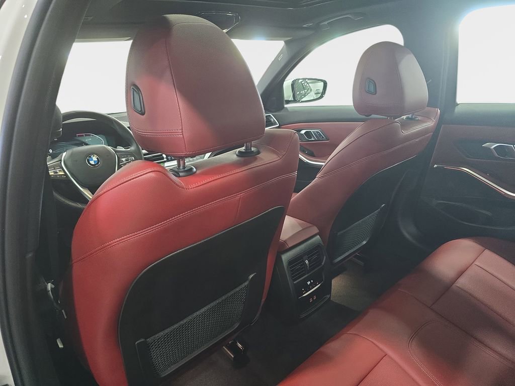Certified 2022 BMW 330i Sedan image 11