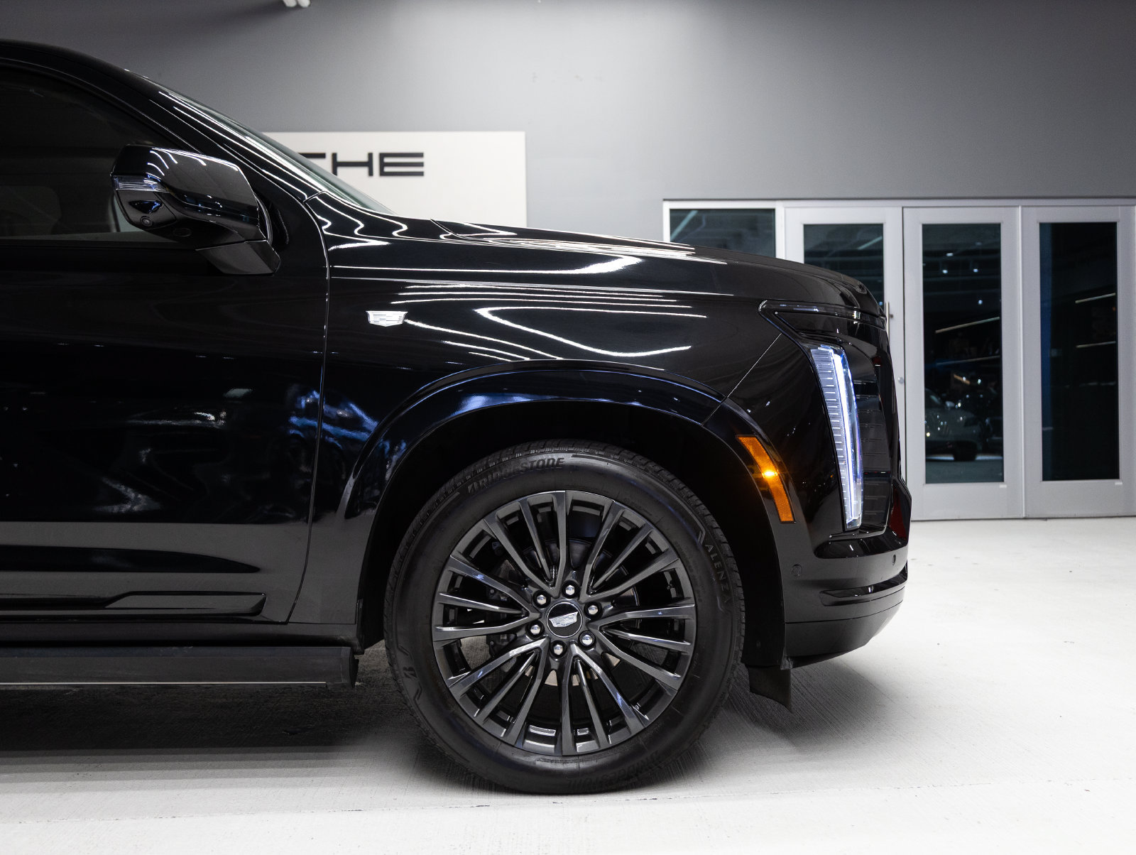 Used 2026 Cadillac Escalade Platinum Sport AWD/4WD image 11