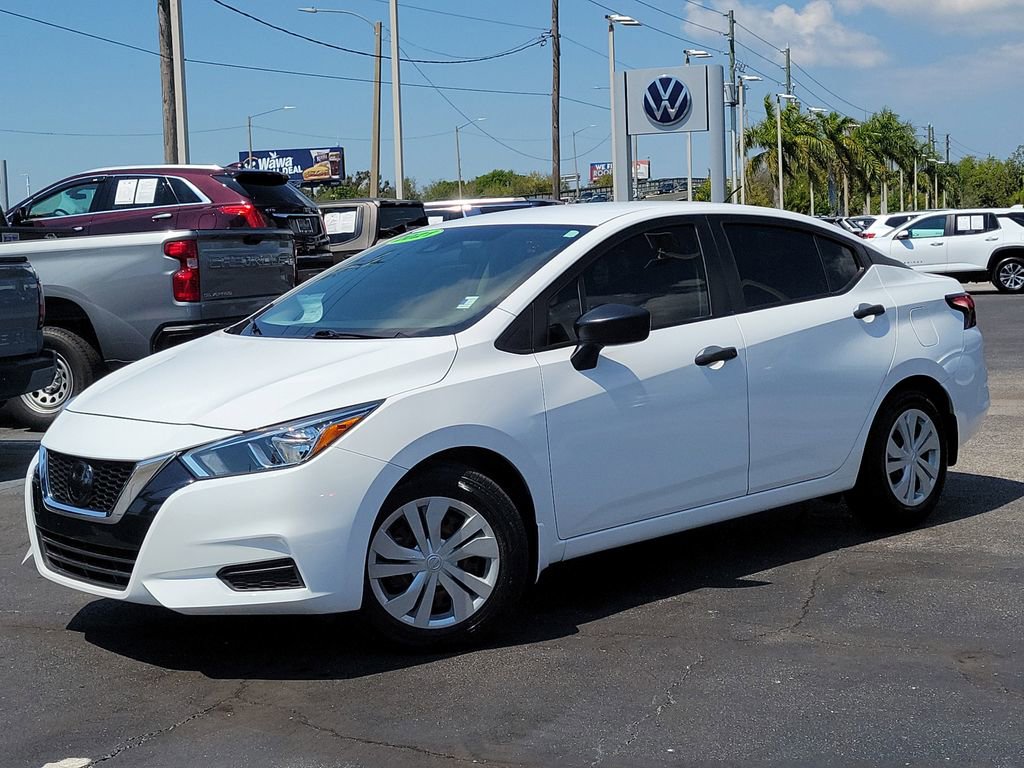 Used 2021 Nissan Versa S image 1