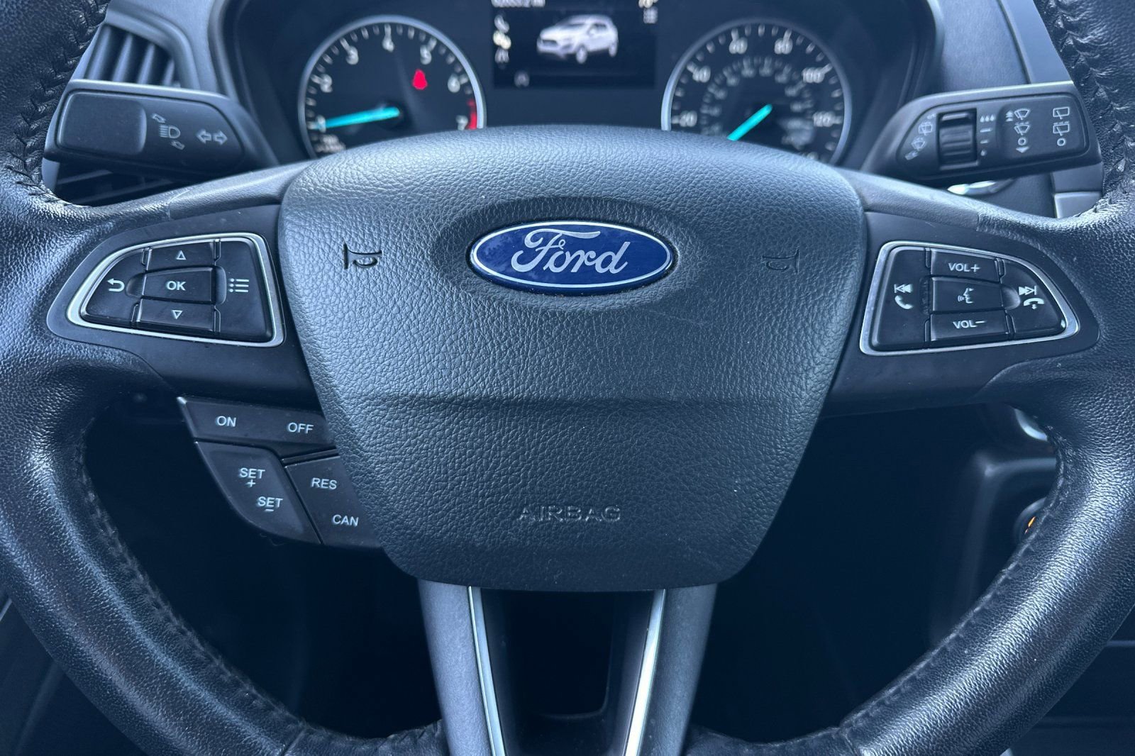 Used 2018 Ford EcoSport SE w/ SE Convenience Package image 25