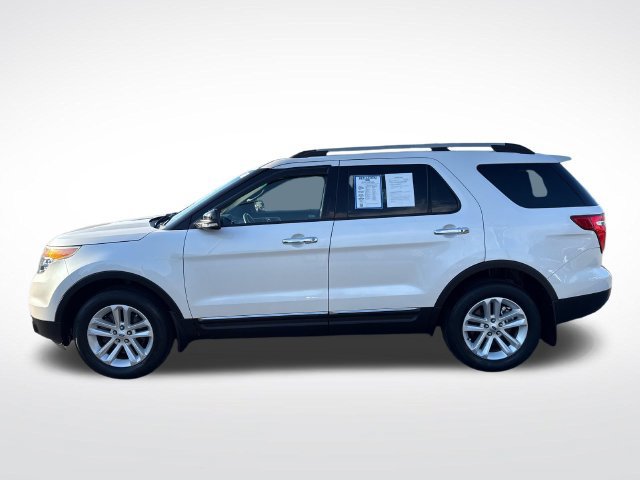Used 2013 Ford Explorer XLT AWD/4WD image 2