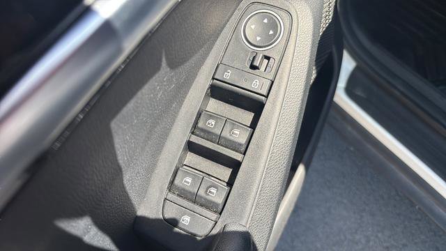 Used 2023 Kia Seltos EX AWD/4WD image 12