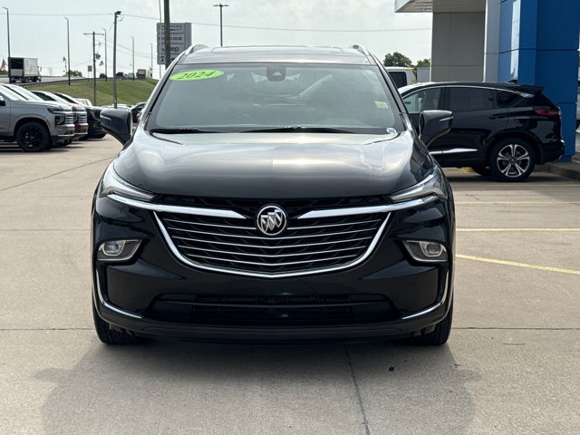 Used 2024 Buick Enclave Essence w/ Experience Buick Package FWD image 15