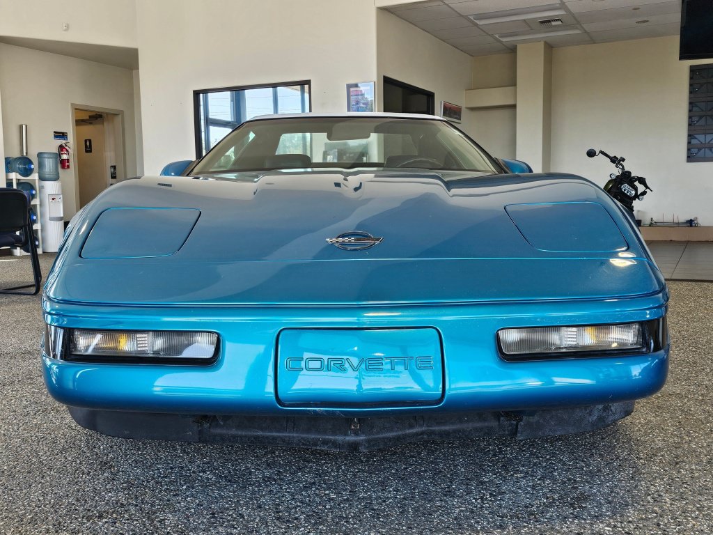 Used 1992 Chevrolet Corvette Convertible RWD image 8