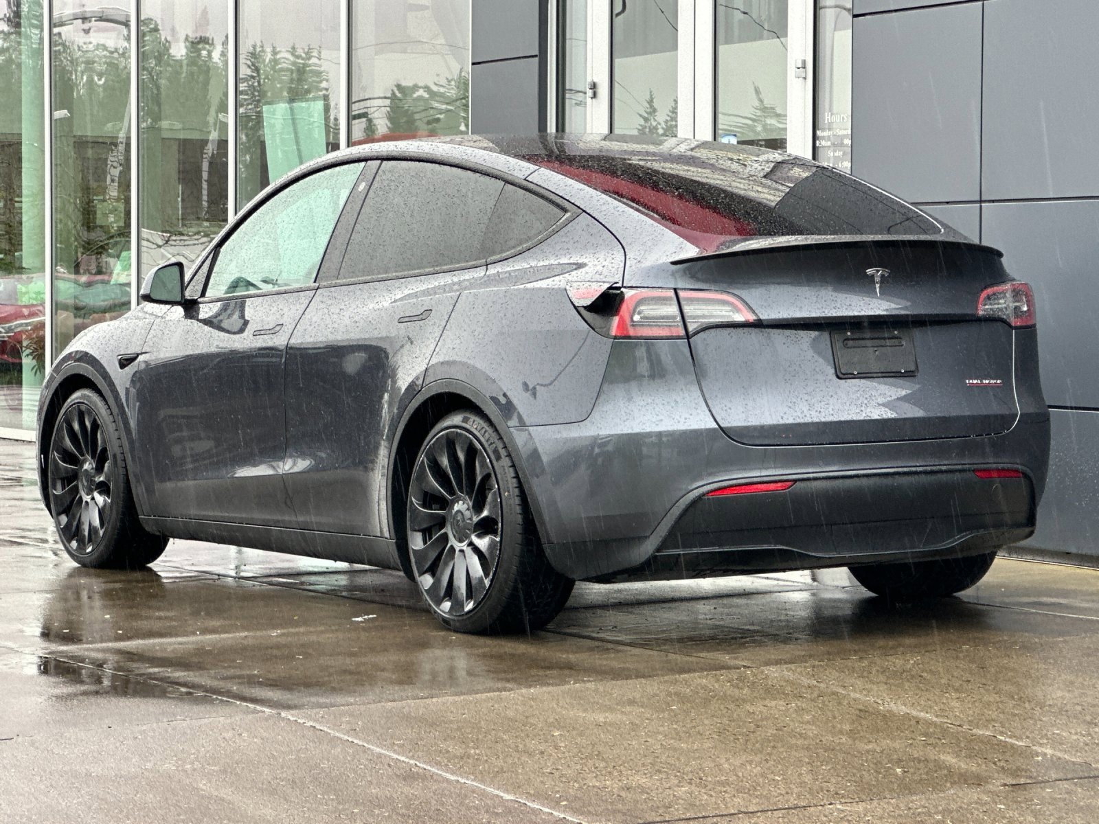 Used 2021 Tesla Model Y Performance image 5