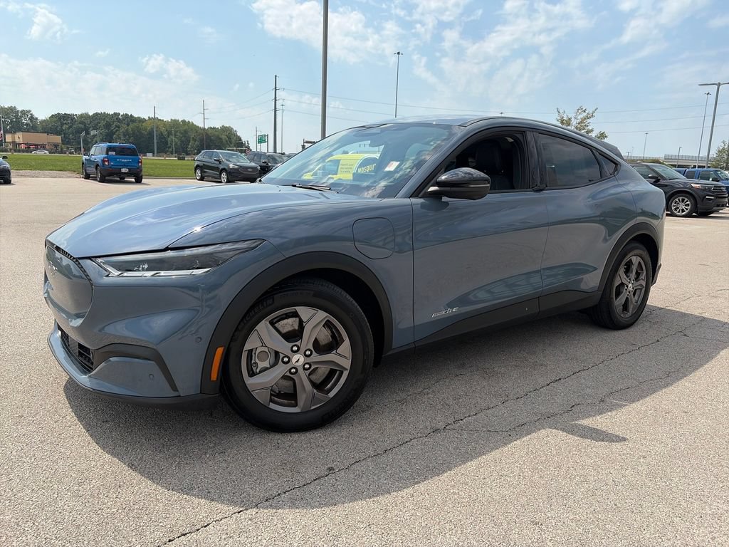 Used 2023 Ford Mustang Mach-E Select RWD image 3