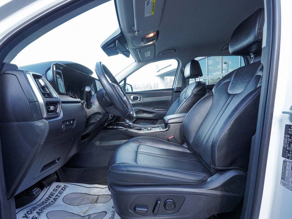 Used 2022 Kia Sorento S image 30