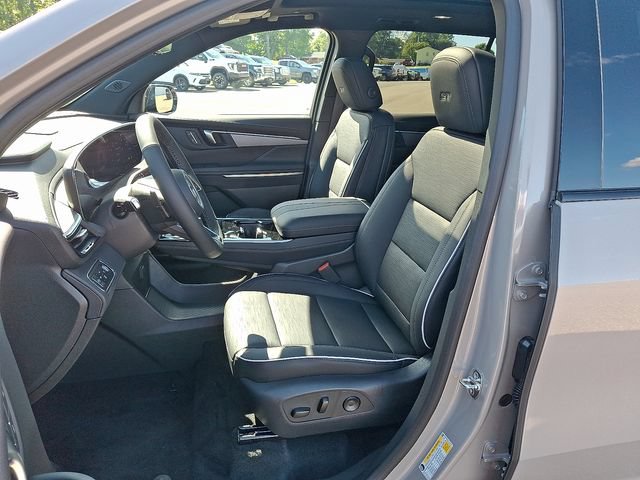 New 2026 Buick Enclave Sport Touring w/ Power Package AWD/4WD image 13