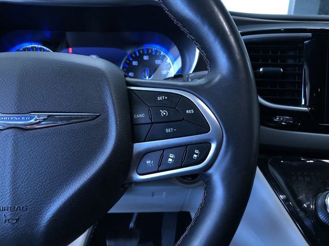 Used 2018 Chrysler Pacifica Touring-L Plus w/ Advanced Safetytec Group image 27