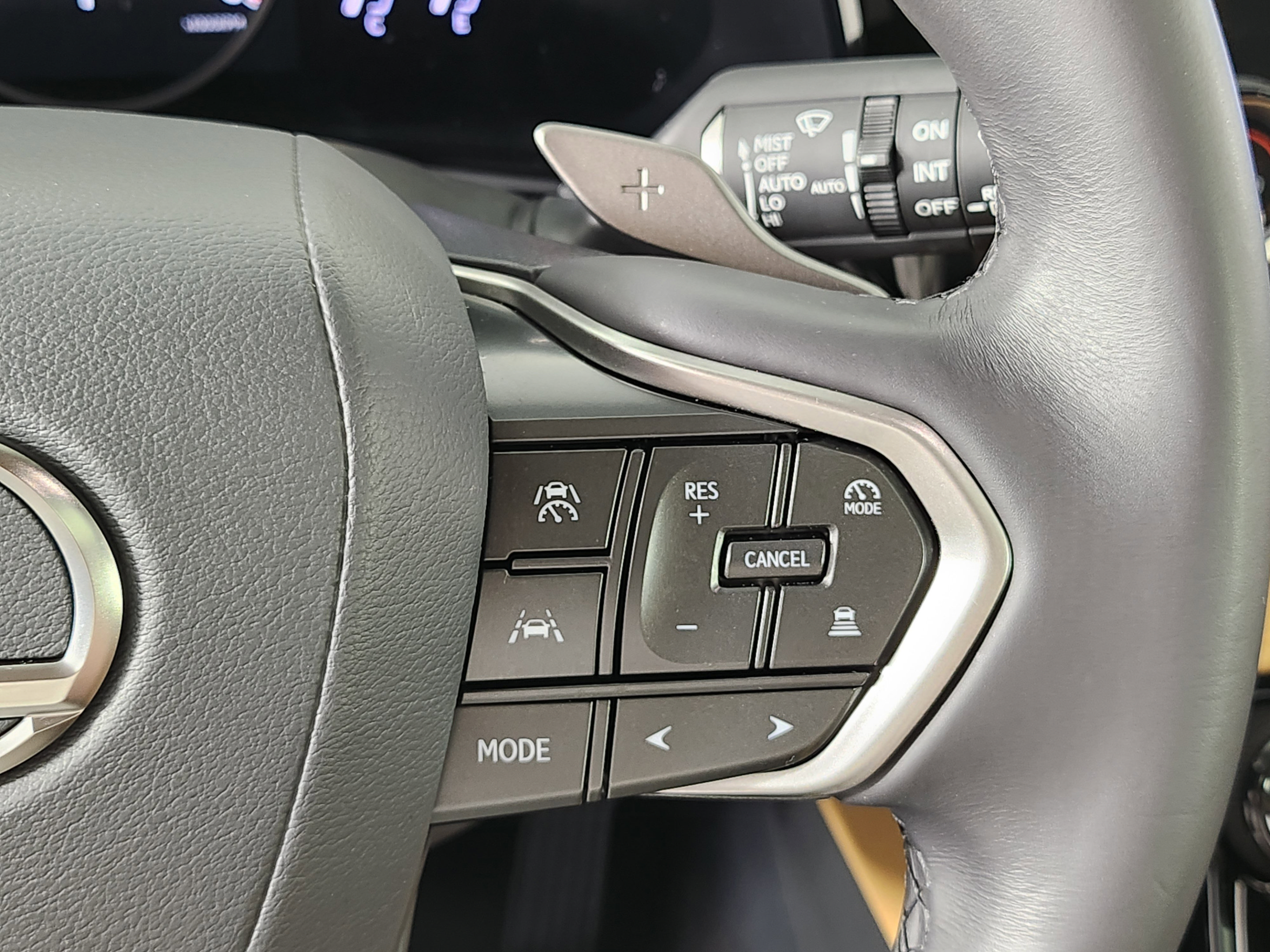 Certified 2025 Lexus NX 250 FWD w/ Towing Package (2000 Lbs) image 15