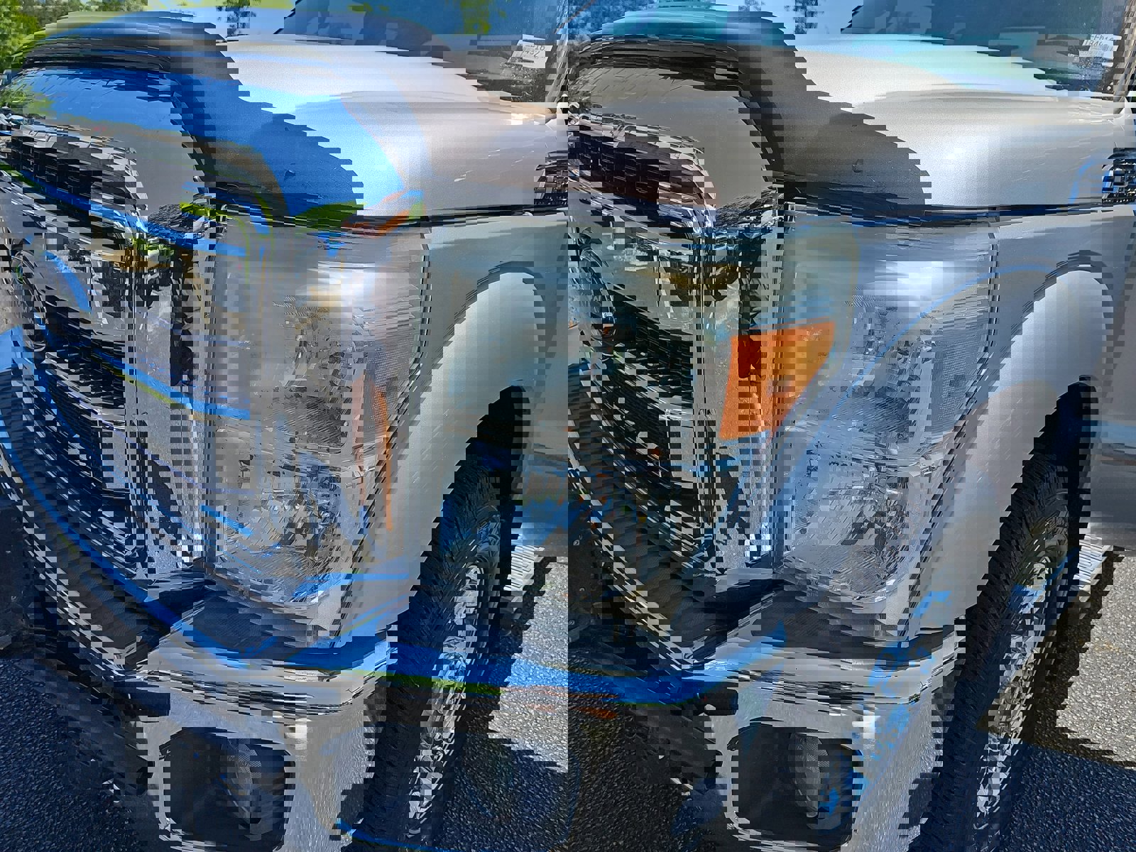 Used 2015 Ford F250 Lariat w/ Chrome Package image 28