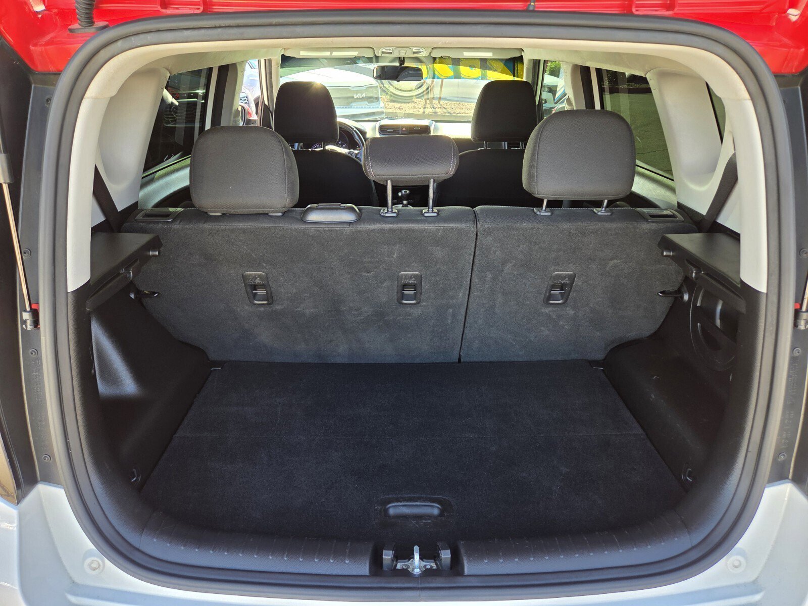 Used 2018 Kia Soul + image 13