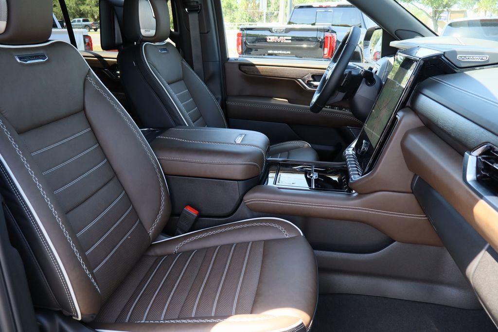 Certified 2026 GMC Yukon Denali Ultimate w/ LPO, Illumination Package image 35
