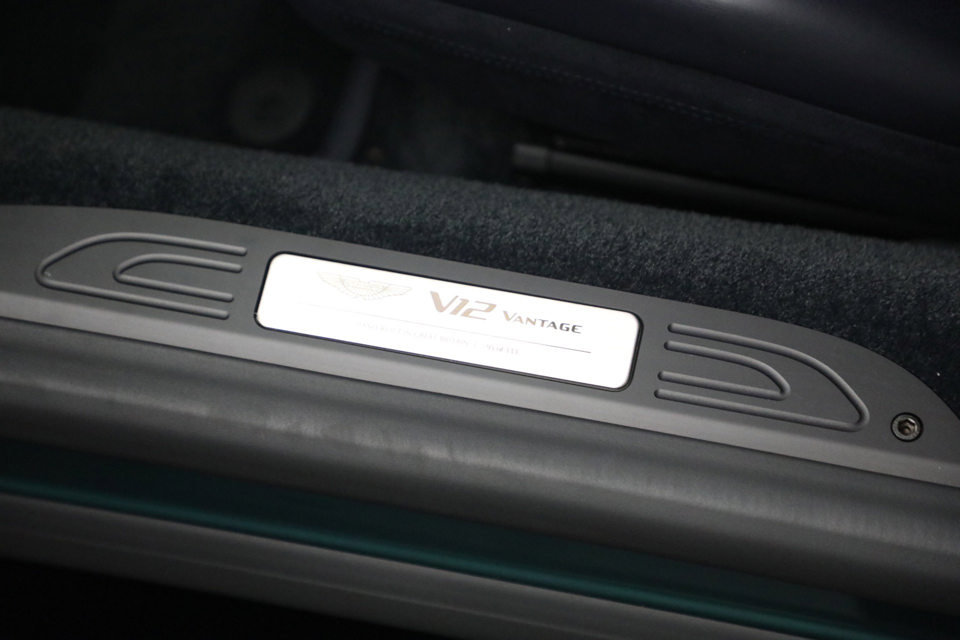 Used 2023 Aston Martin V12 Vantage RWD image 22