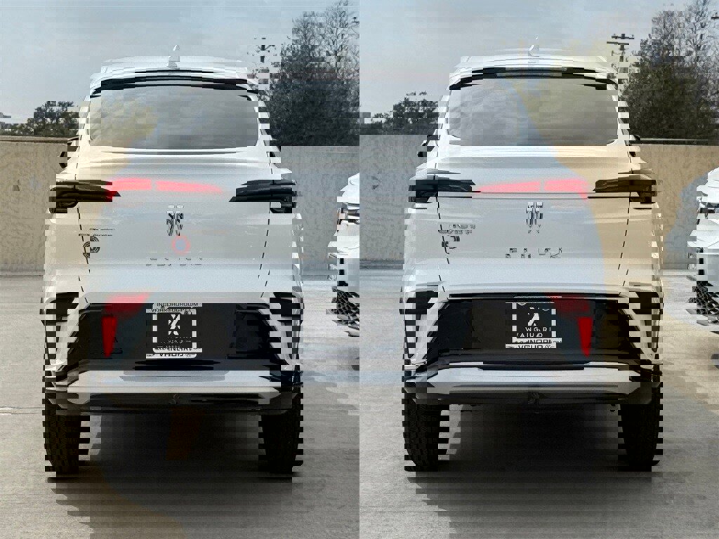 Used 2025 Buick Envista Sport Touring image 7