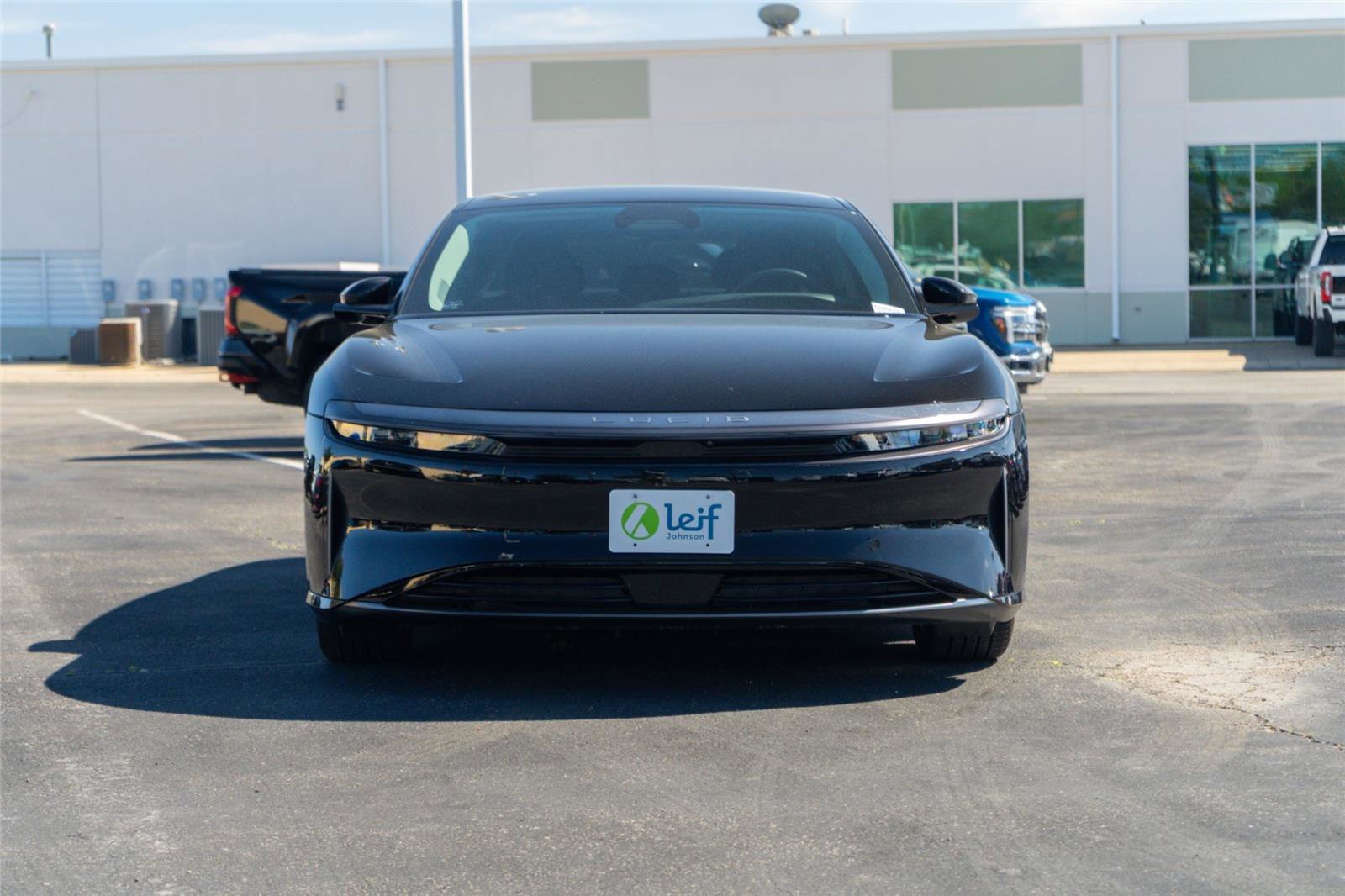 Used 2025 Lucid Air Touring image 3
