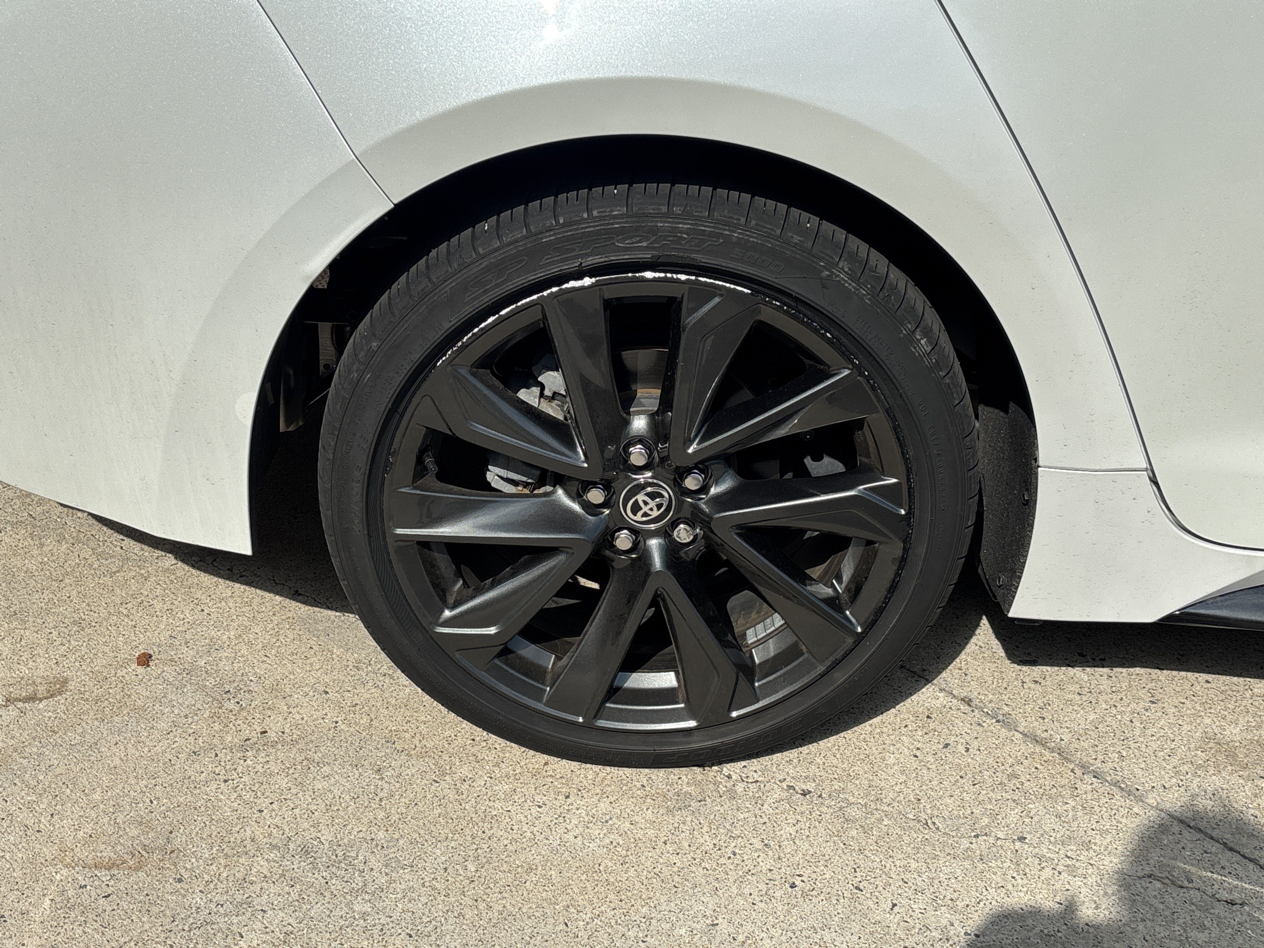 Used 2025 Toyota Corolla XSE FWD image 32