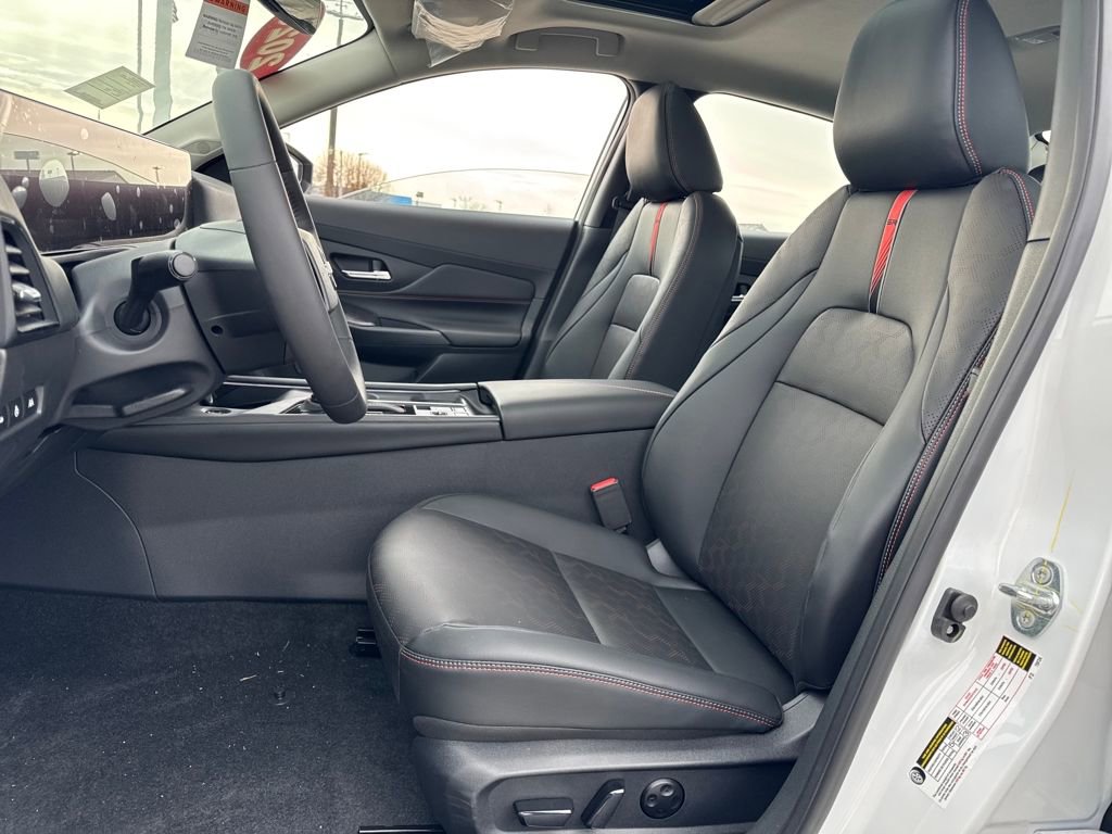 New 2026 Nissan Sentra SR w/ SR Premium Package image 14