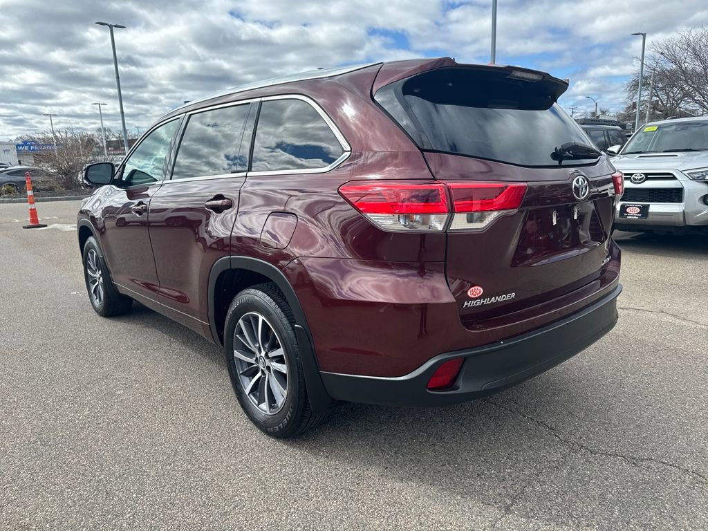 Used 2018 Toyota Highlander XLE image 5