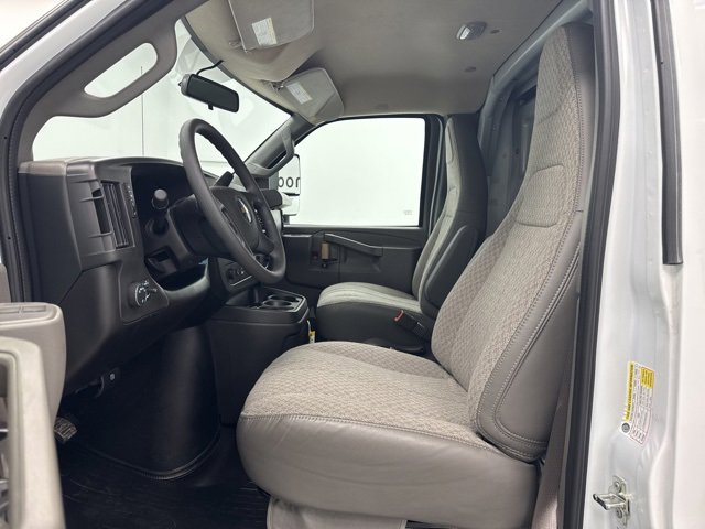 New 2025 Chevrolet Express 3500 w/ Power Convenience Package image 21