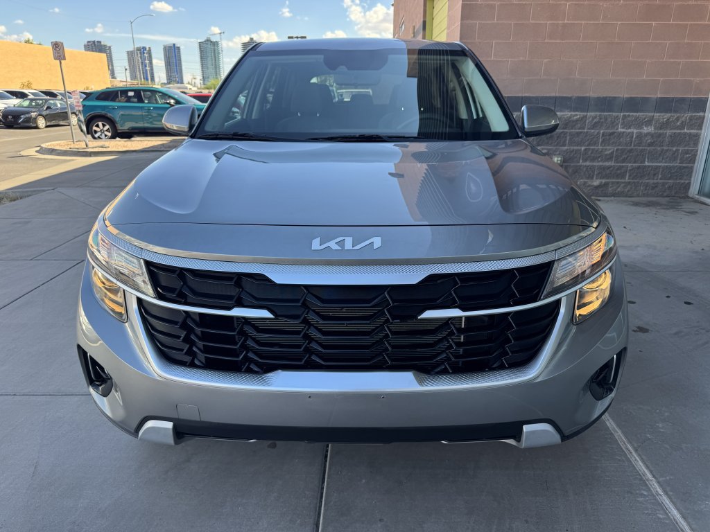 Used 2024 Kia Seltos LX AWD/4WD image 10