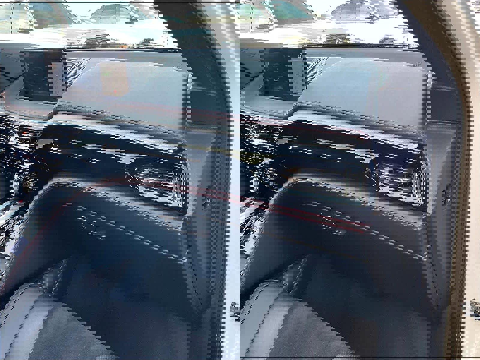 Used 2023 Acura MDX A-Spec image 18