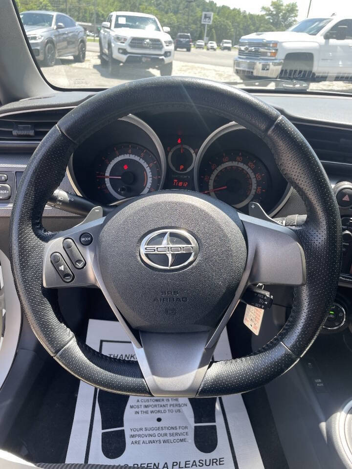 Used 2015 Scion tC FWD image 18