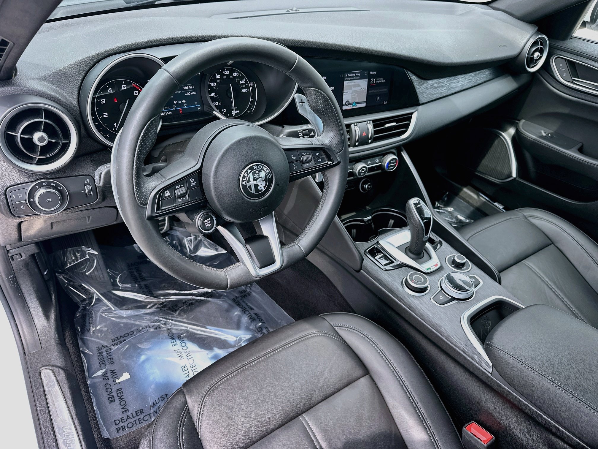 Used 2023 Alfa Romeo Giulia Sprint RWD image 9