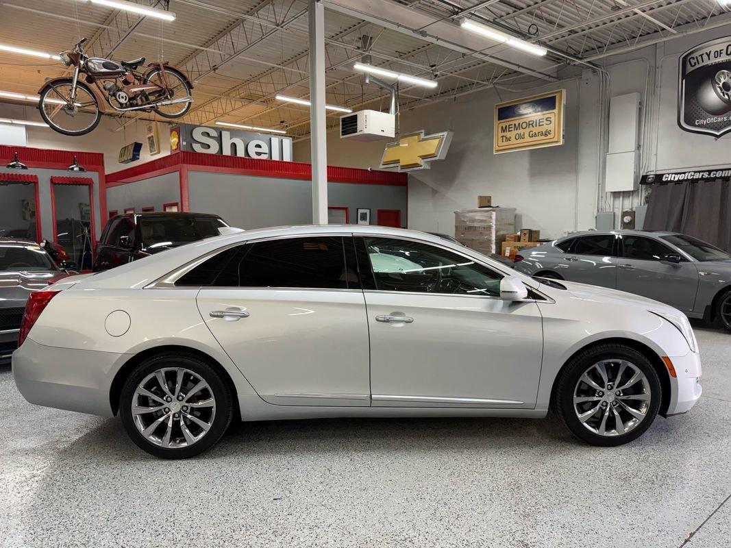 Used 2017 Cadillac XTS Luxury w/ Driver Awareness Package FWD image 6