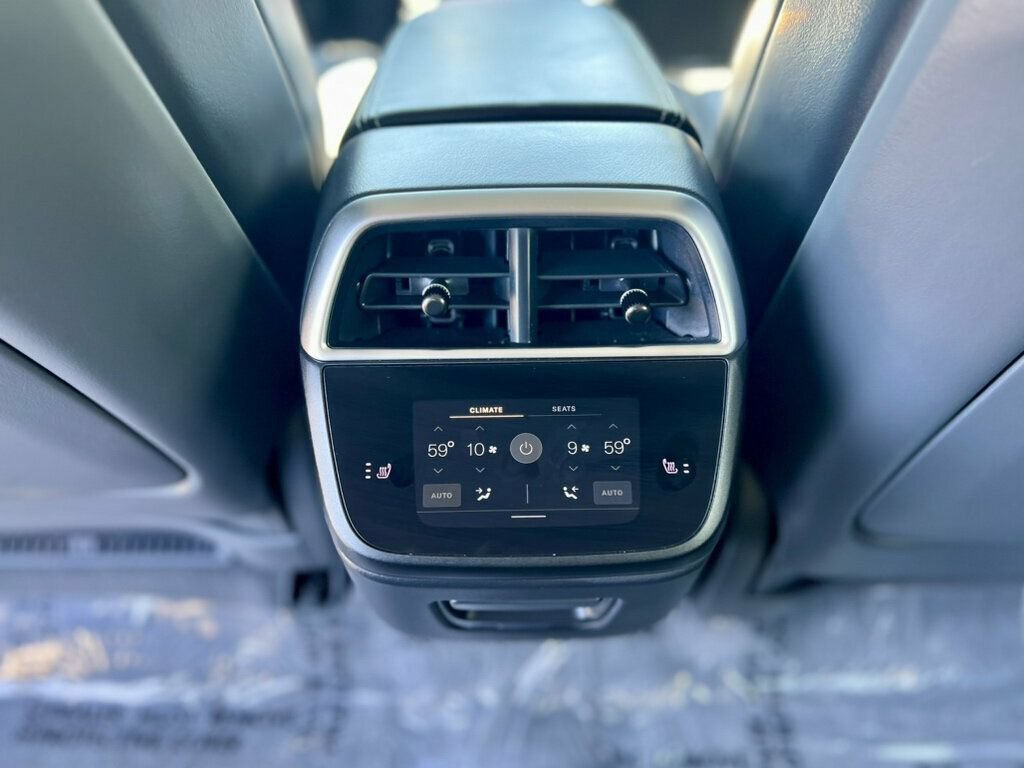Used 2025 Lucid Air Pure RWD image 22
