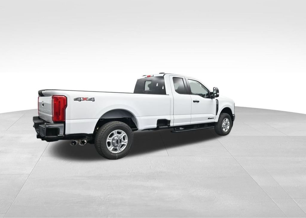 New 2026 Ford F350 4x4 SuperCab Super Duty image 8