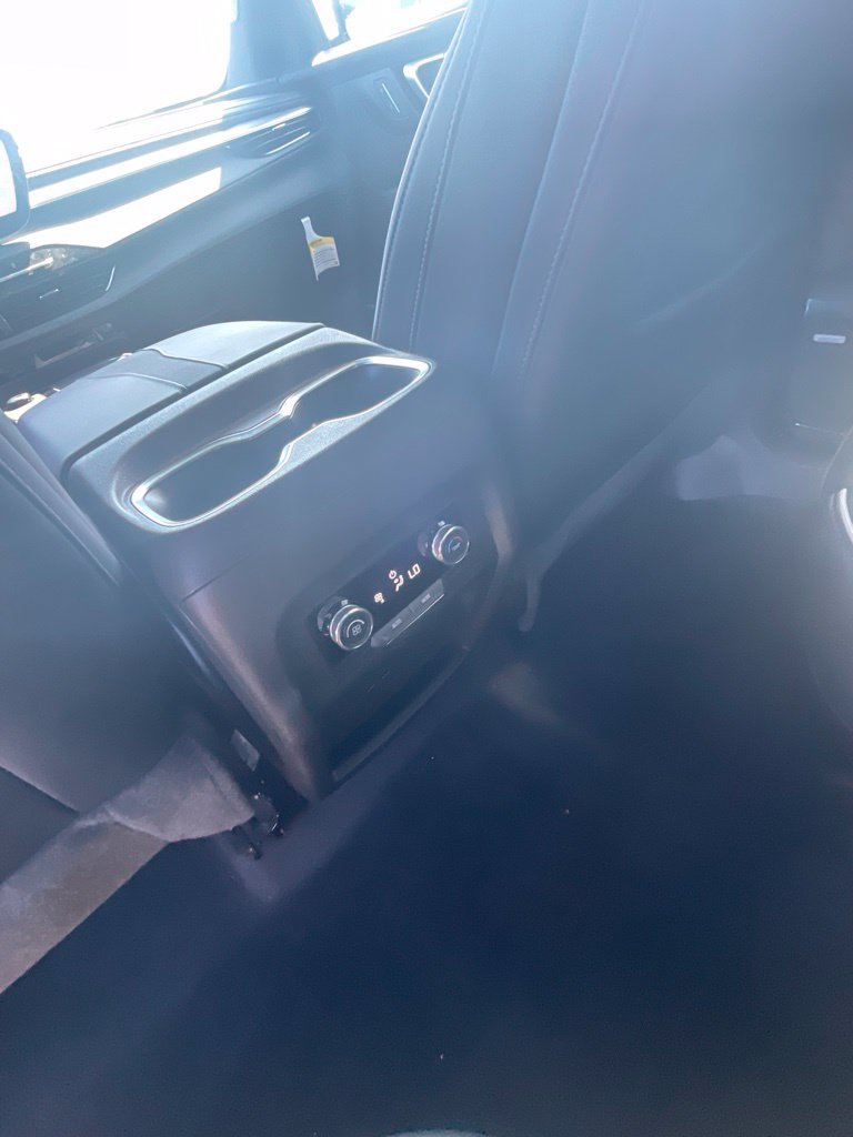 Used 2025 Buick Enclave Sport Touring FWD image 23