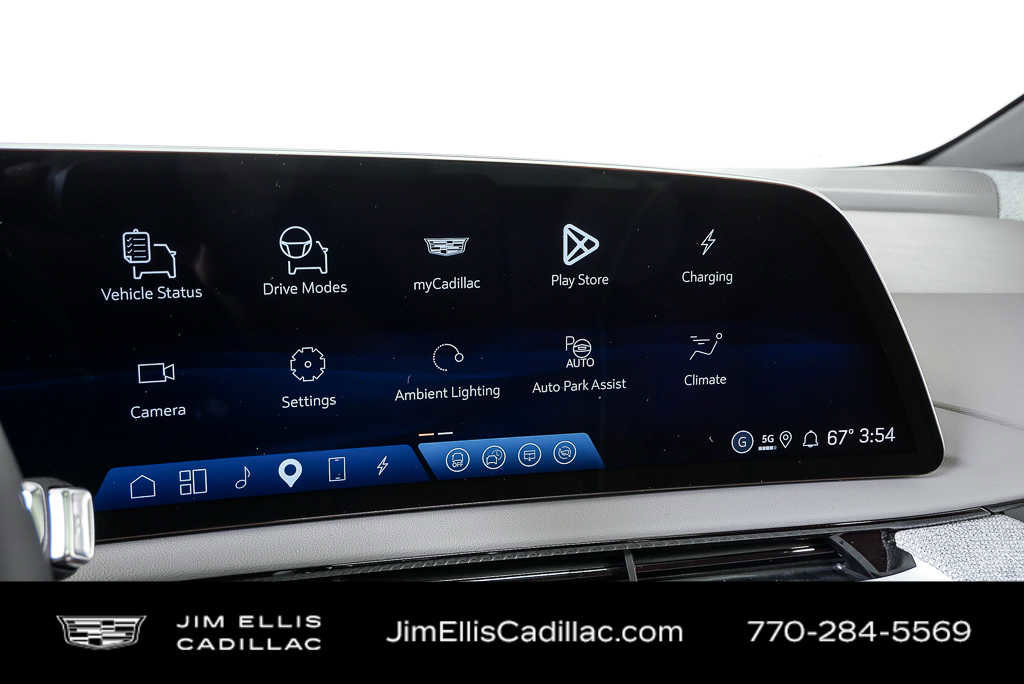 New 2026 Cadillac Optiq Luxury 2 RWD image 14