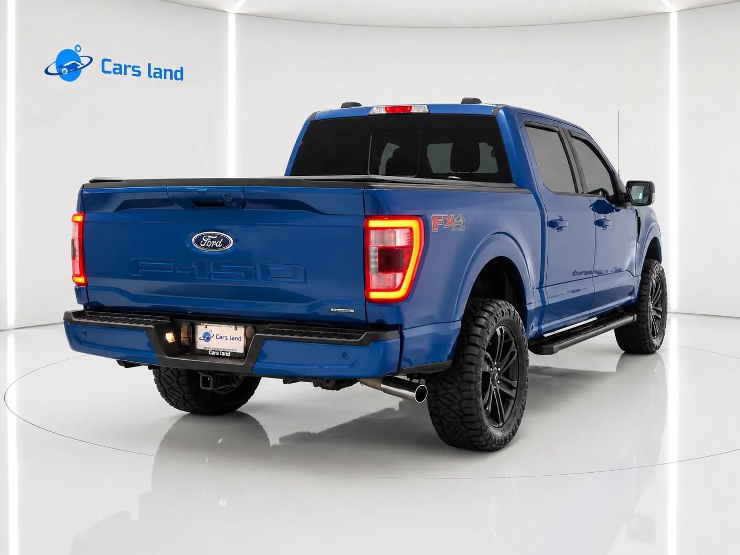 Used 2023 Ford F150 Lariat w/ Equipment Group 502A High AWD/4WD image 3