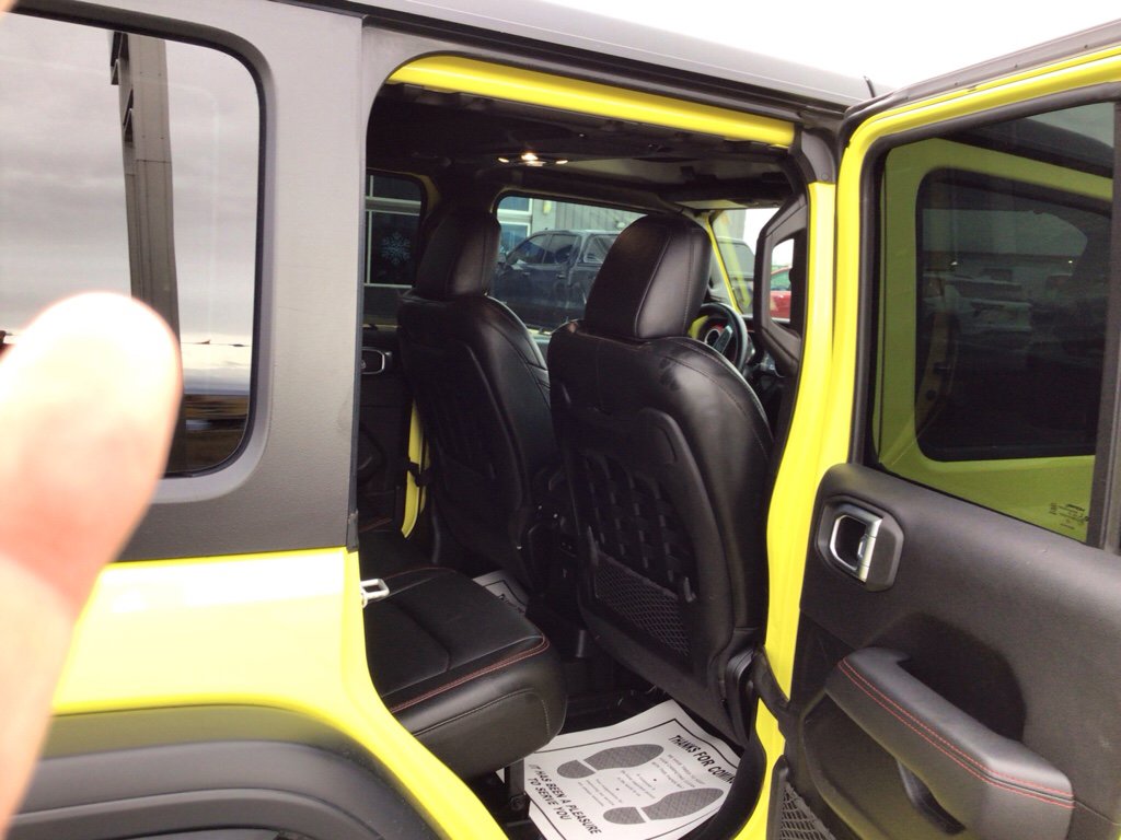 Used 2022 Jeep Wrangler Unlimited Rubicon w/ LED Lighting Group image 28