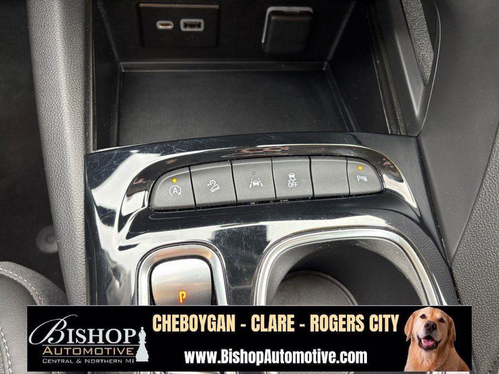 Used 2023 Buick Envision Preferred image 35