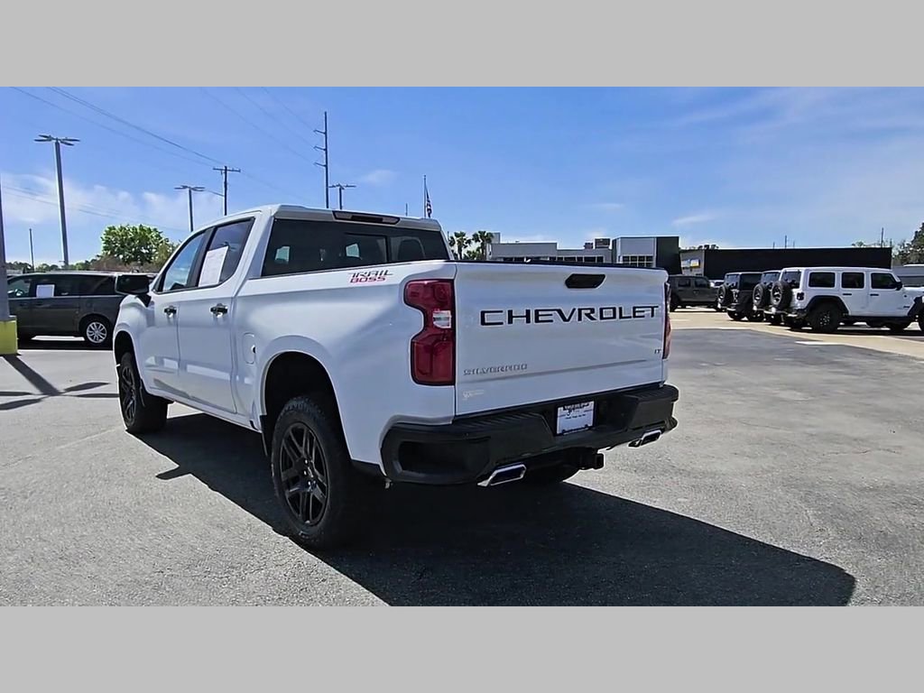 Used 2025 Chevrolet Silverado 1500 LT Trail Boss w/ Convenience Package II image 31