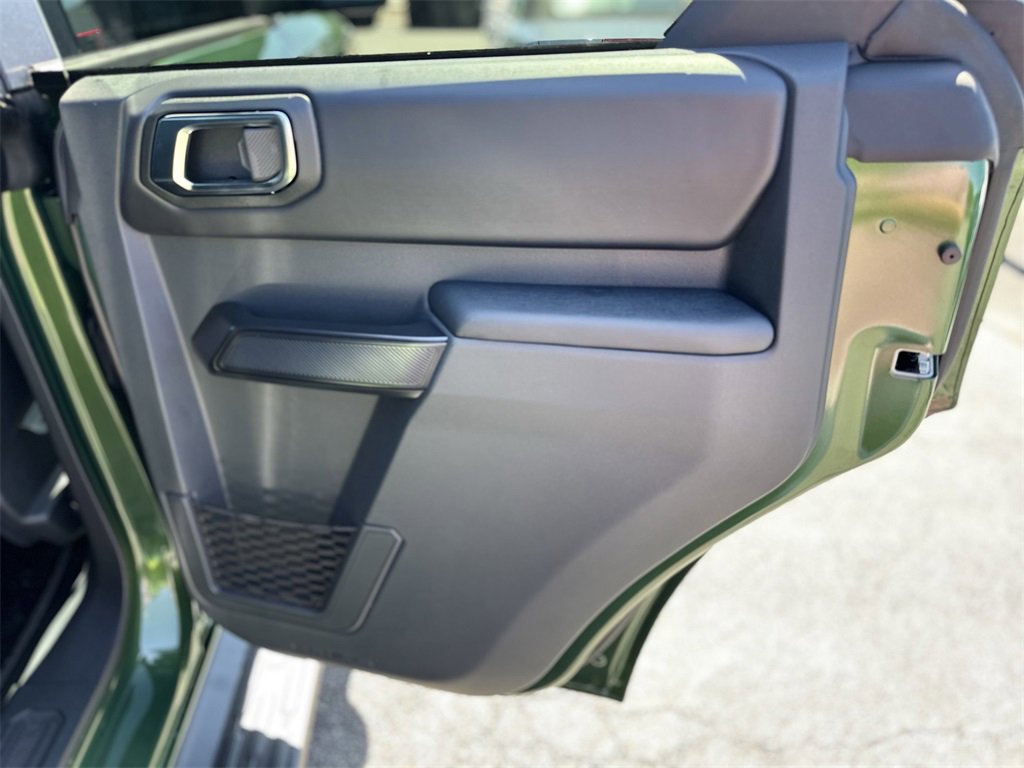 New 2025 Ford Bronco Outer Banks w/ Sasquatch Package image 13