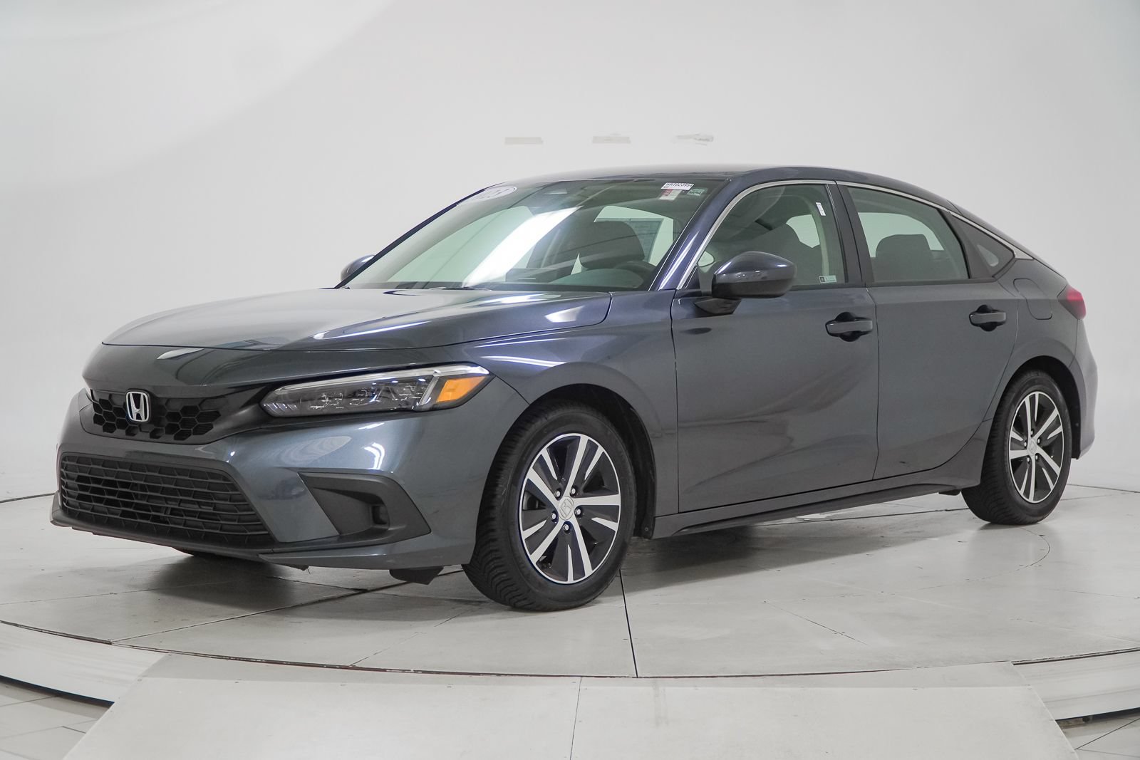 Used 2023 Honda Civic LX image 4