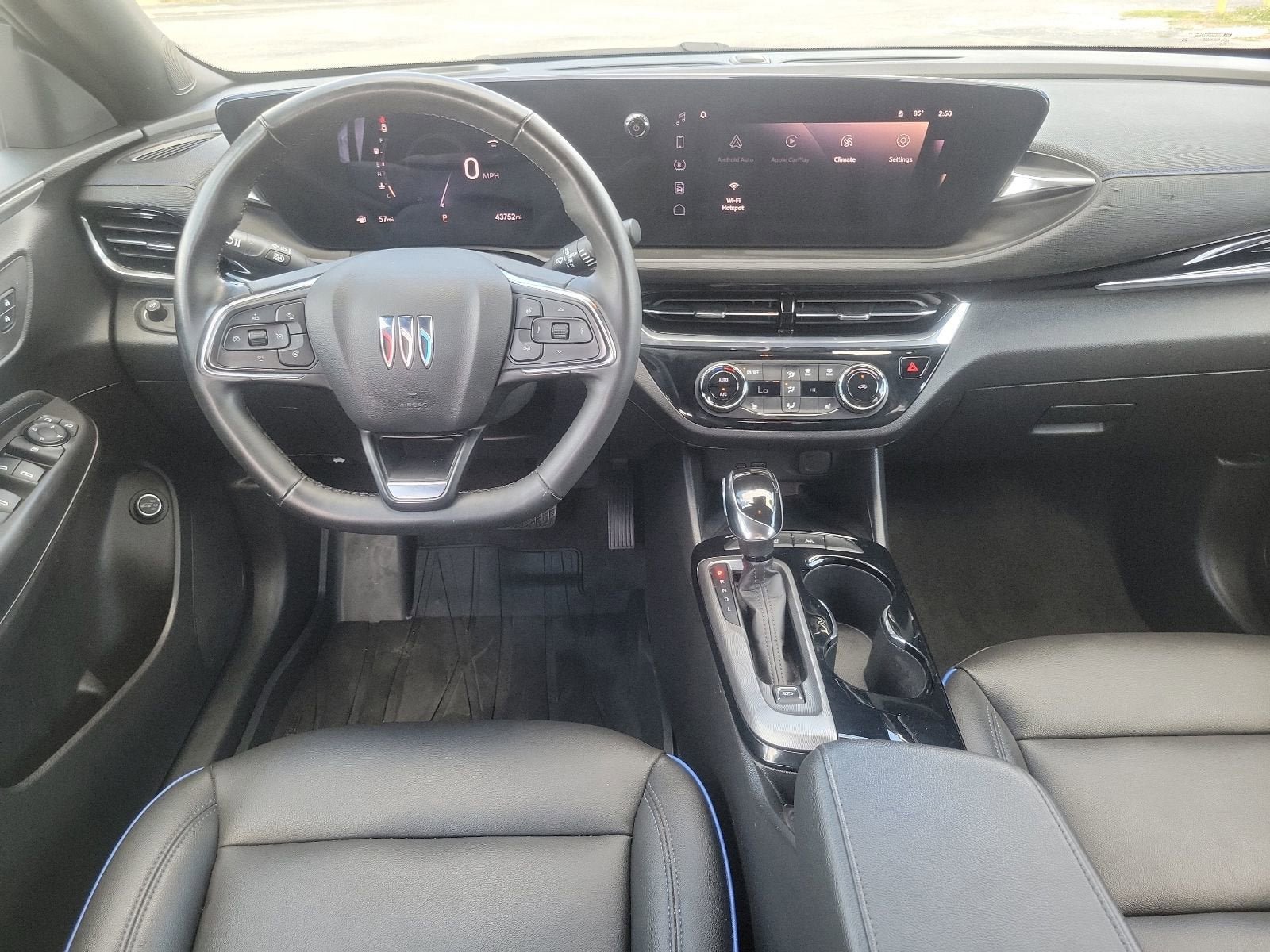 Used 2024 Buick Envista Sport Touring w/ Convenience I Package FWD image 17