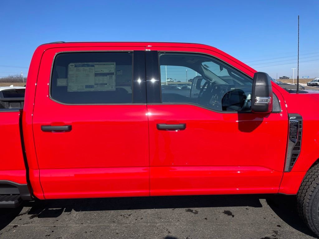 New 2026 Ford F250 XLT w/ FX4 Off-Road Package image 27