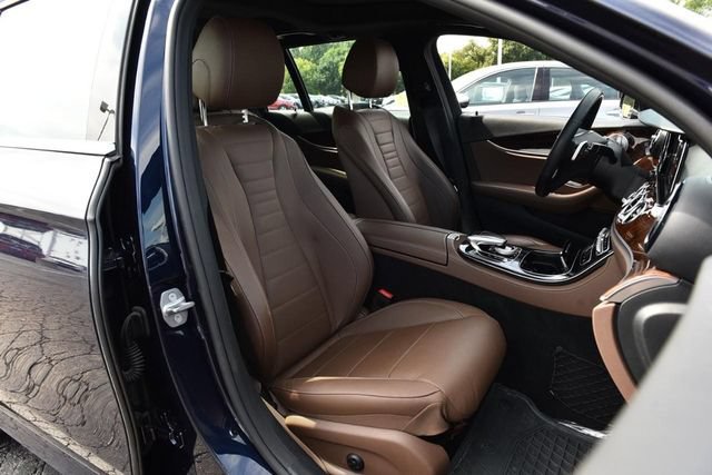Used 2017 Mercedes-Benz E 400 4MATIC Wagon image 22